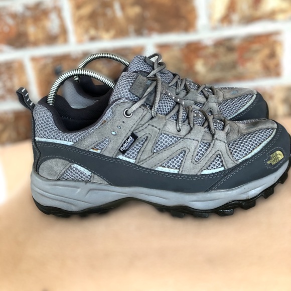 the north face walking shoes